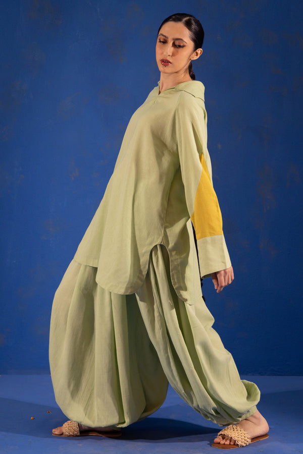 Mono-Tone Jasmine Set