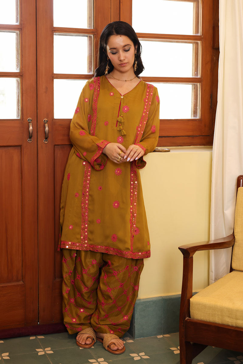 Sheesh Nur Embroidered Set