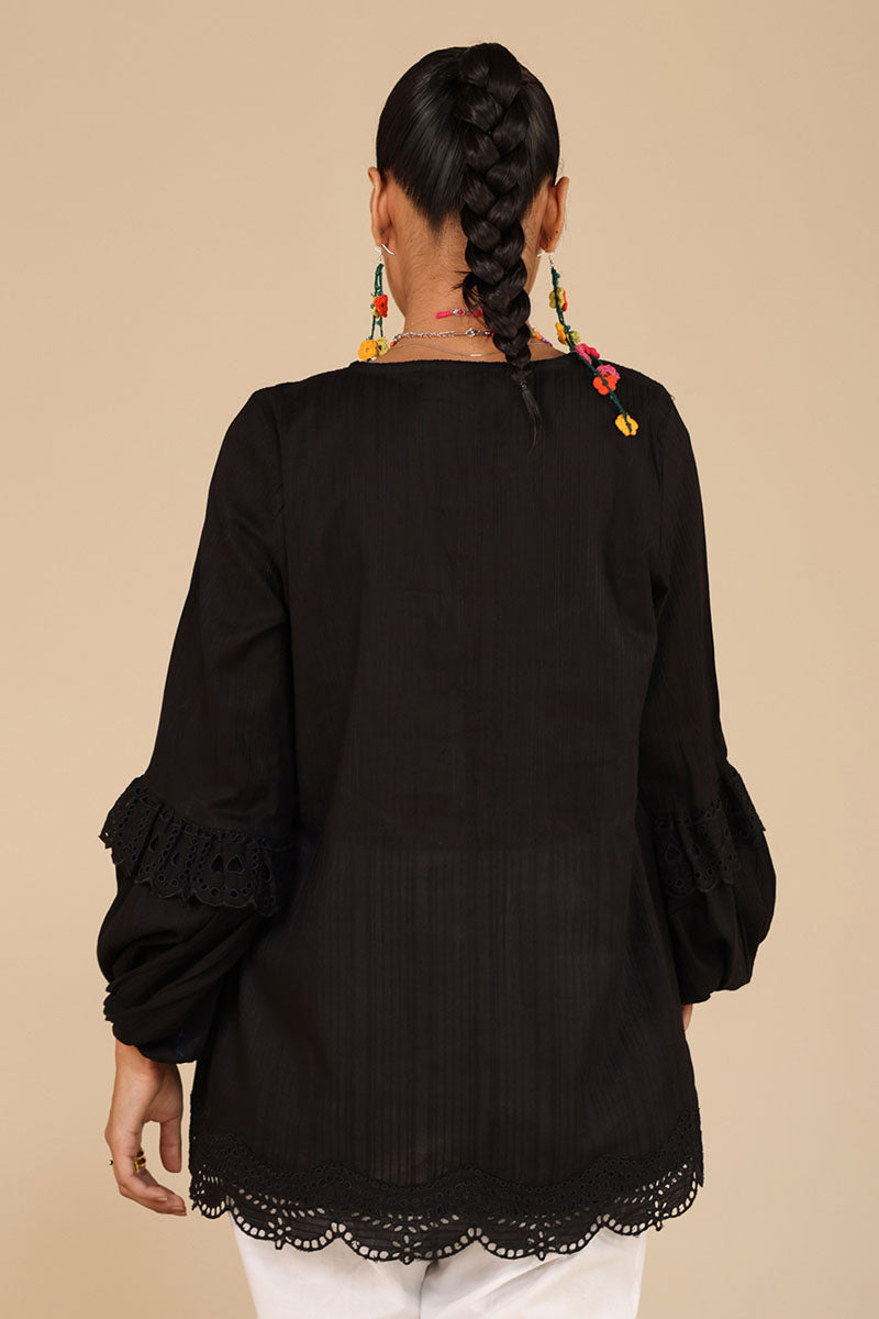 Broderie Top