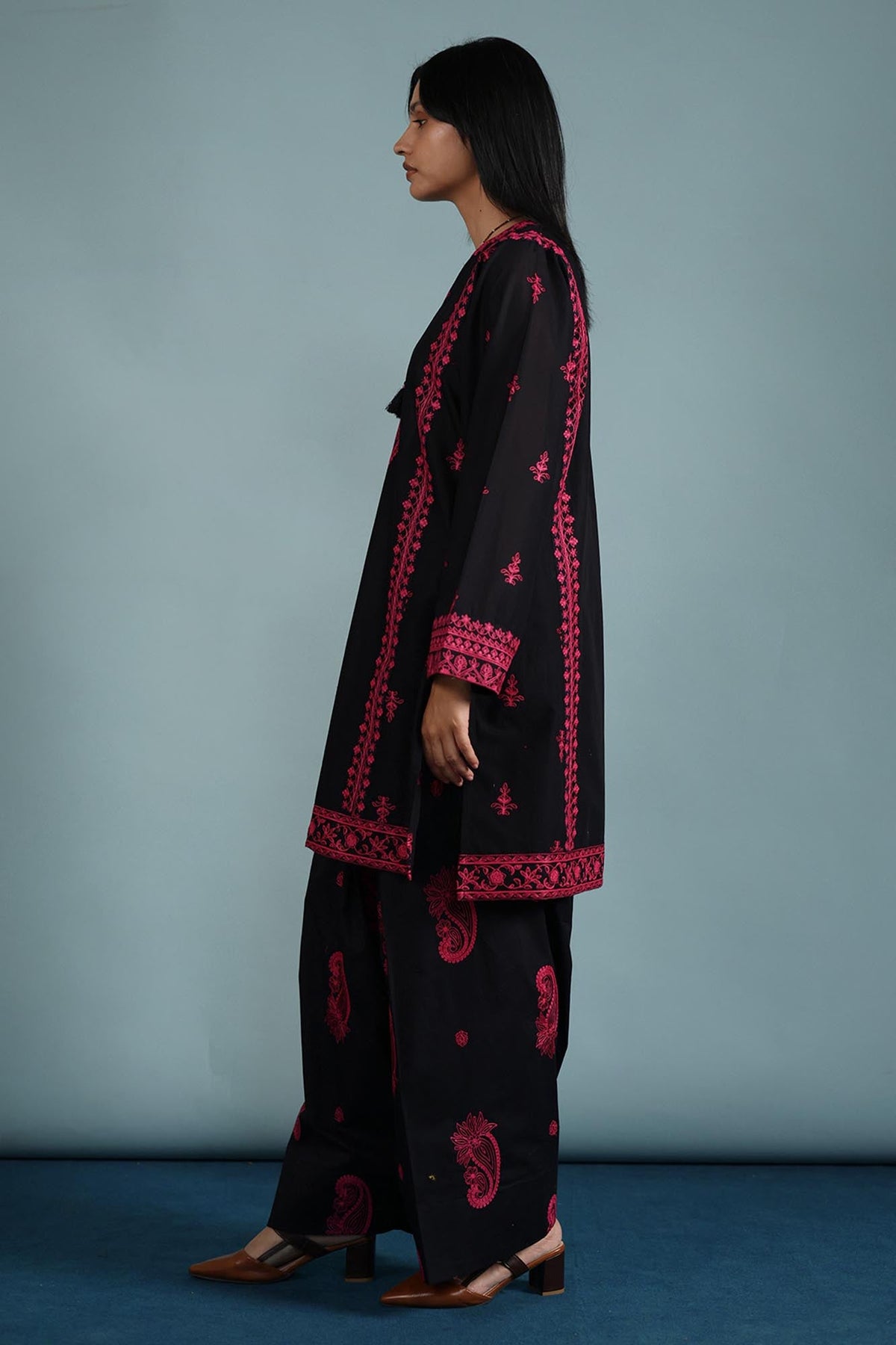 Phool Embroidered Set