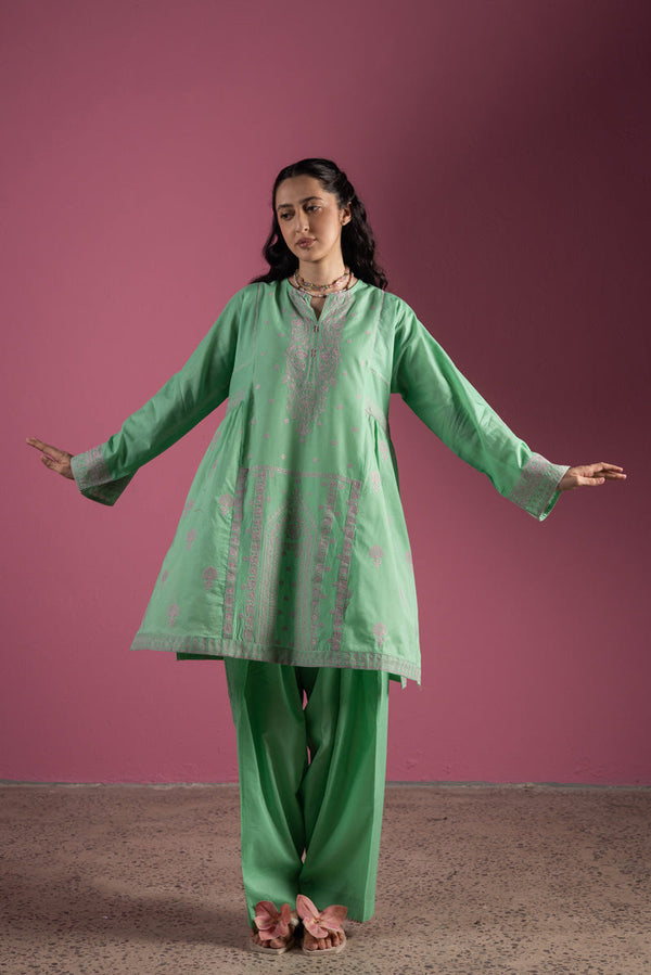 Nazakat Embroidered Set