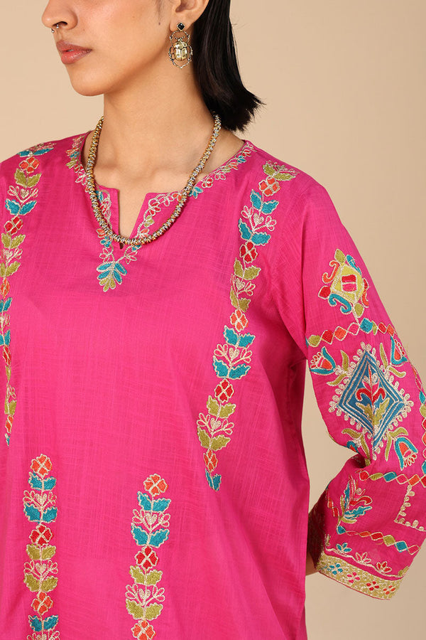 Embroidered Persian Whisper Set