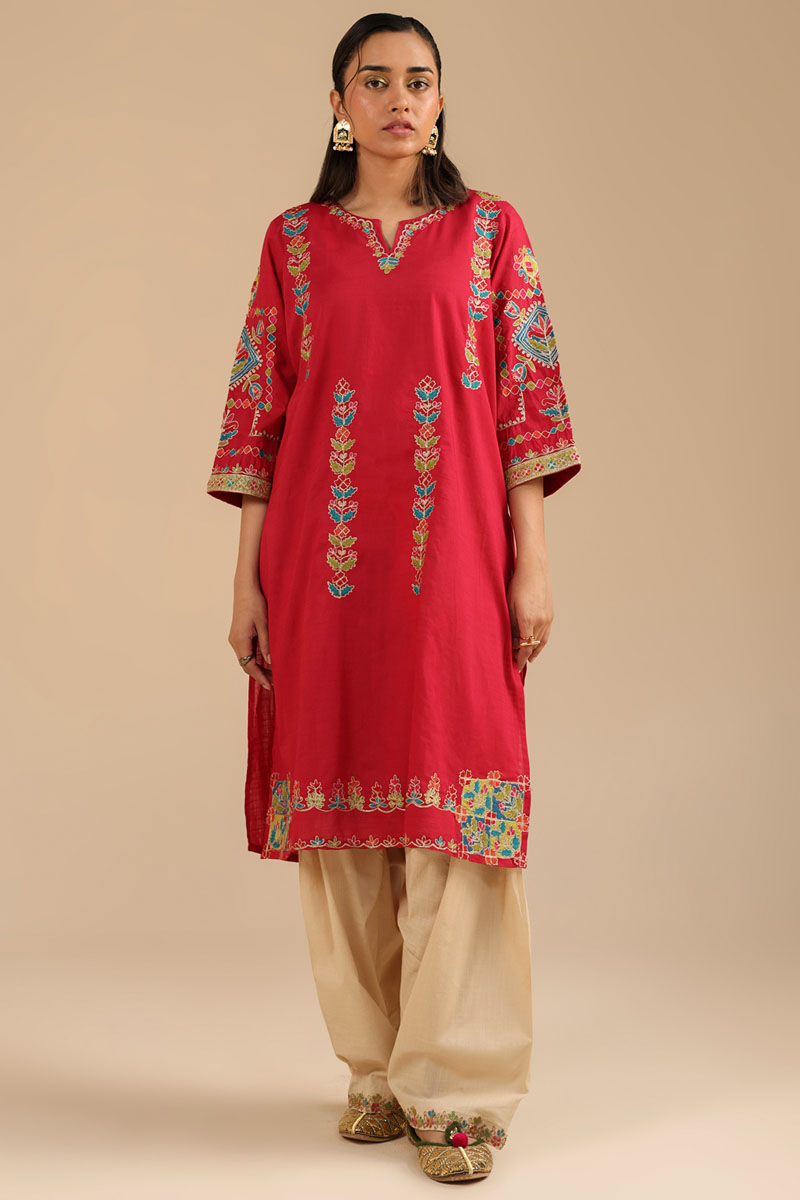 Embroidered Persian Whisper Set