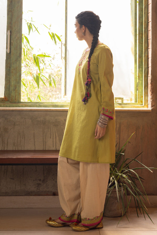 Persian Tales Embroidered Set