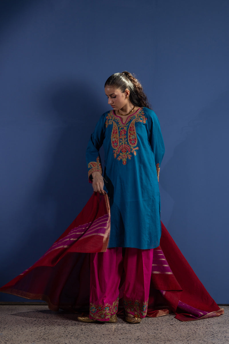 Embroidered Gulnar Set