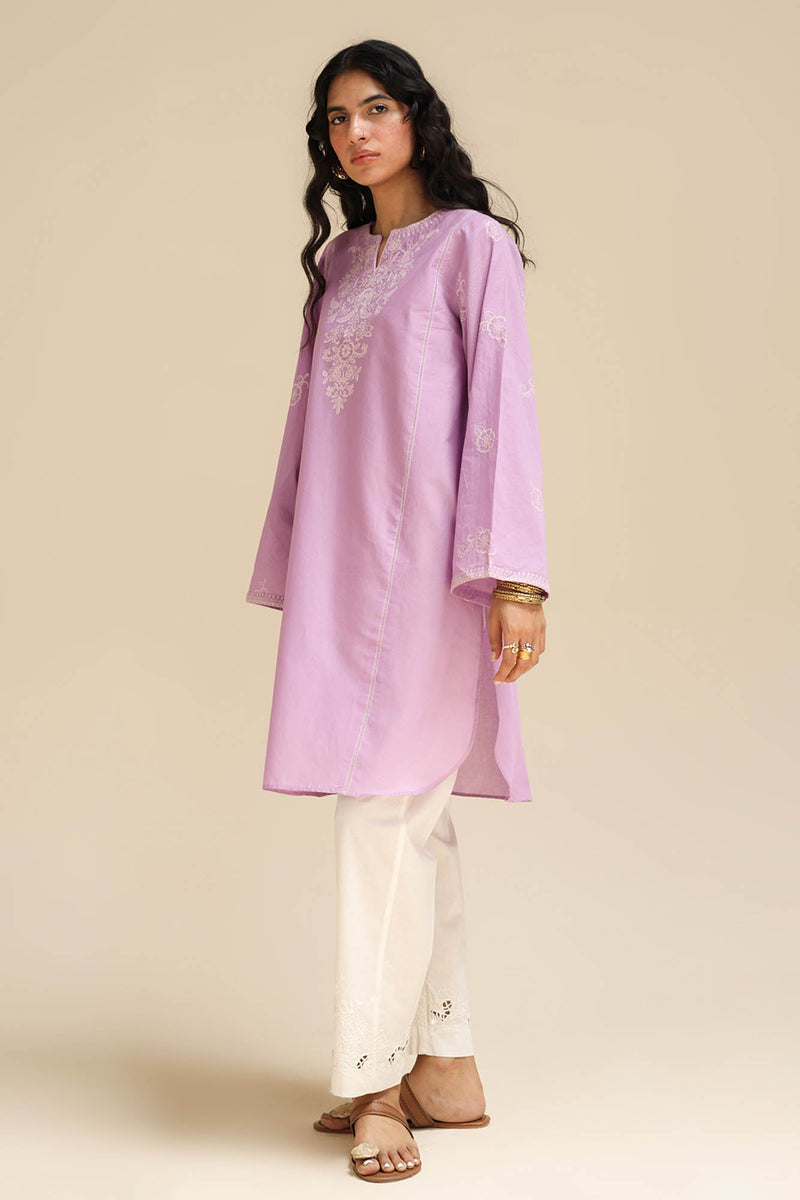 Petal Reverie Embroidered Kurta