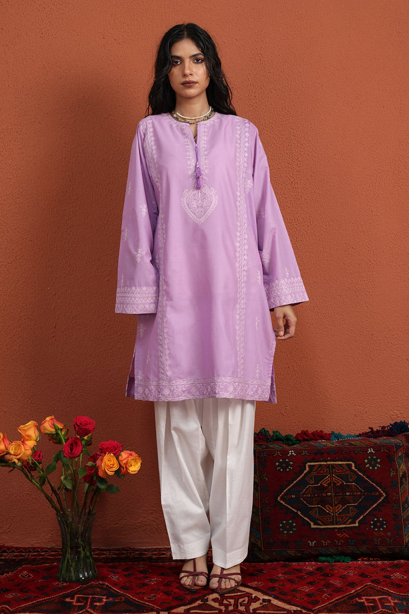 Paisely Embroidered Kurta