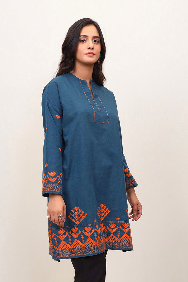 N K R Embroidered Kurta