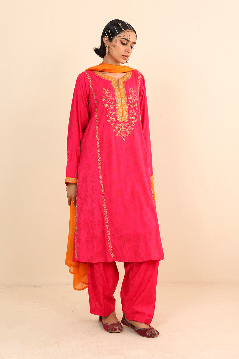 Vibrant Bahar Bano 3 Piece