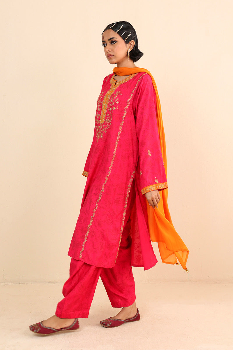 Vibrant Bahar Bano 3 Piece