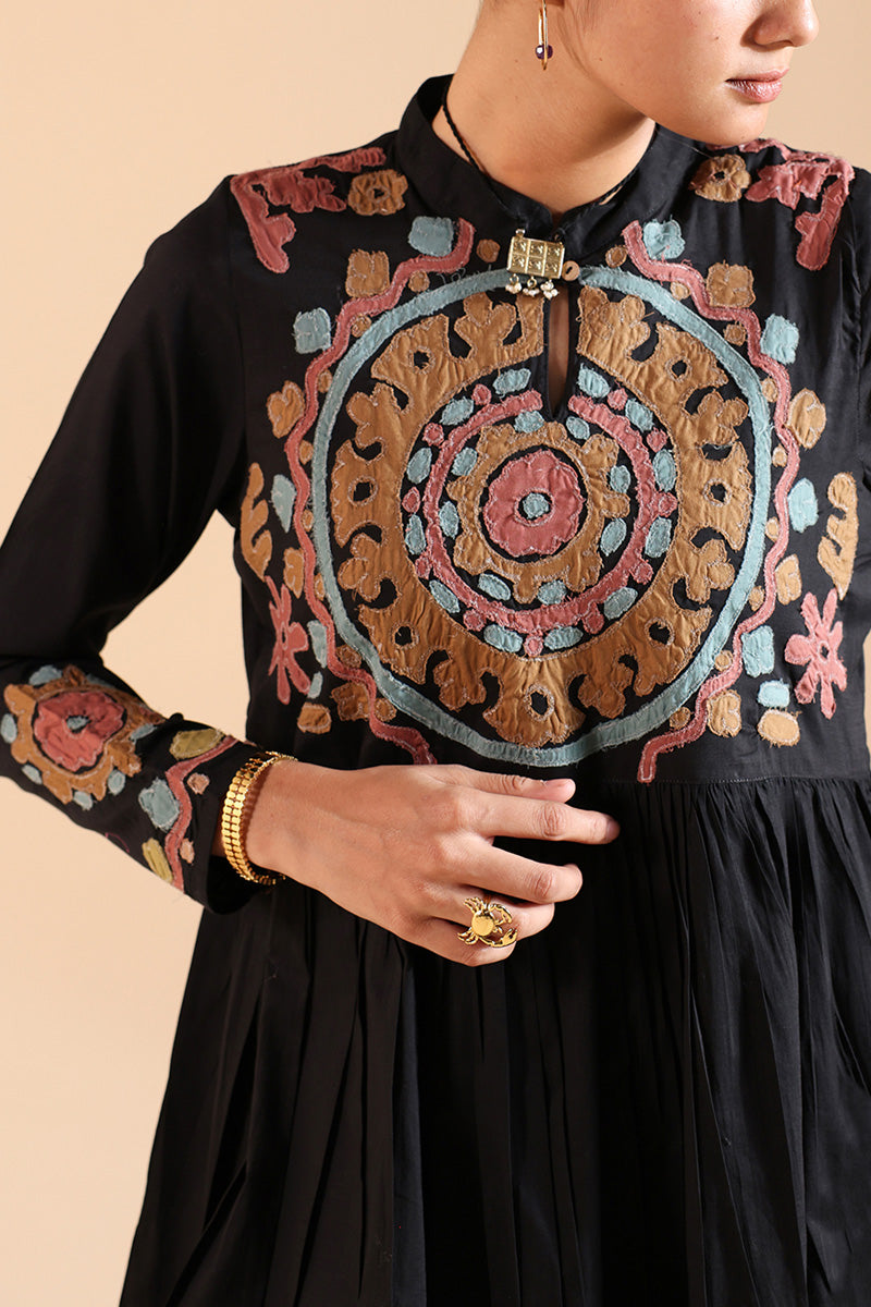 African Collage Style Duo