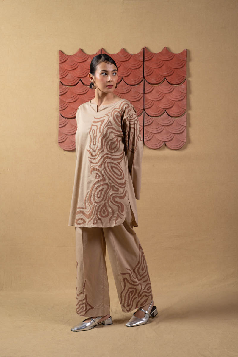 beige