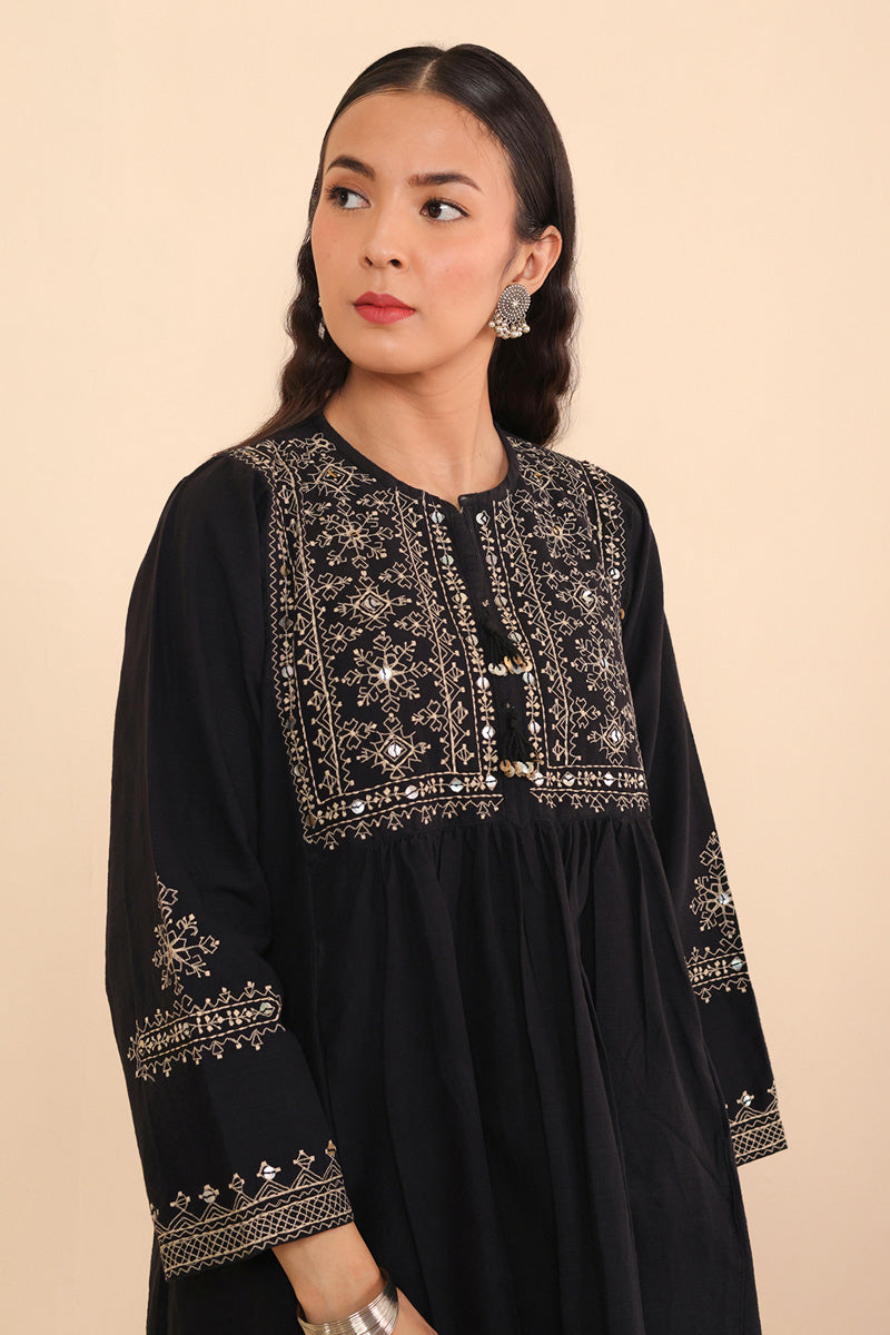 Embroidered Nursitan 2 Piece