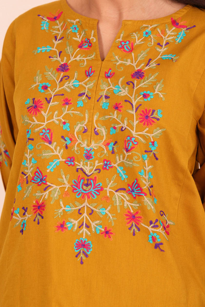Folk Art 2 Piece