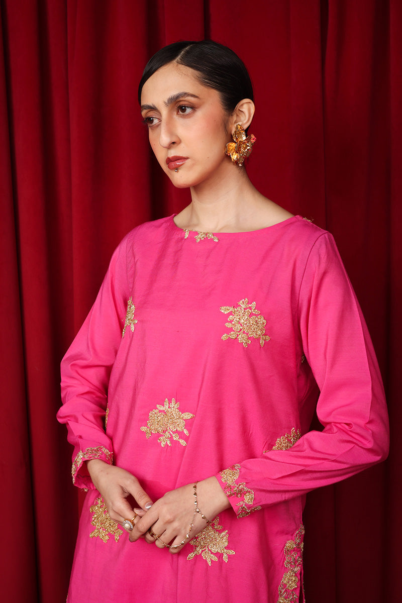 Gulnar Nawabi Gota Suit