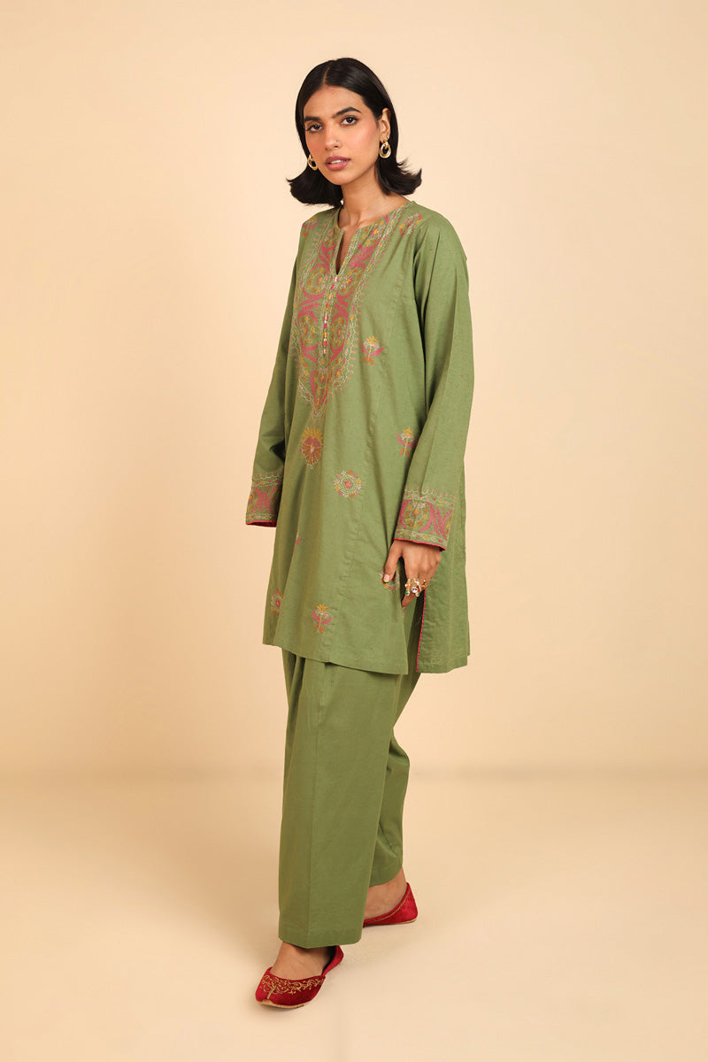 Embroidered Taraz 2 Piece