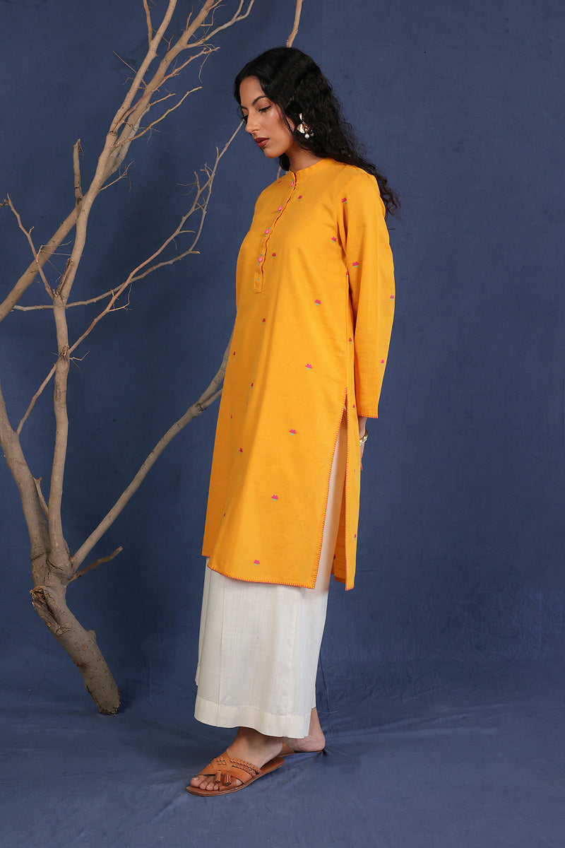 Khadddiyan Kurta