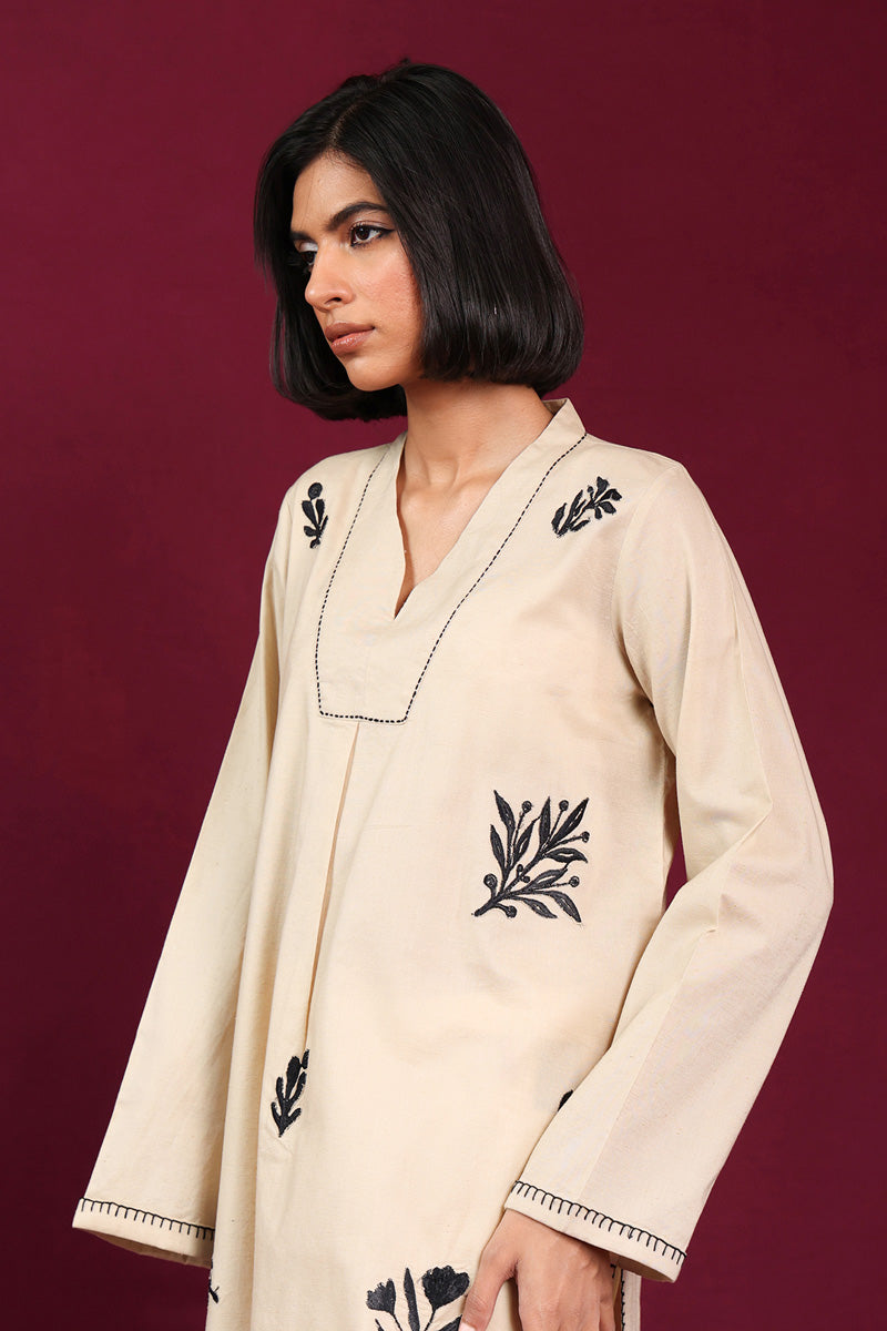 Monochrome Opus Kurta