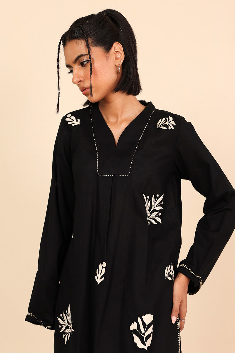 Monochrome Opus Kurta