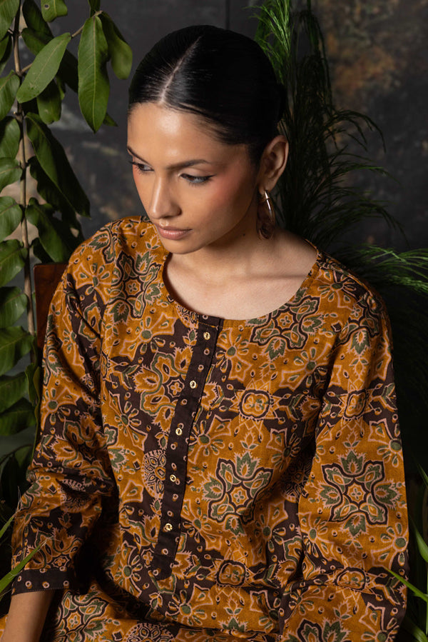 Rang-E-Ajrak Zeb Duo-Set