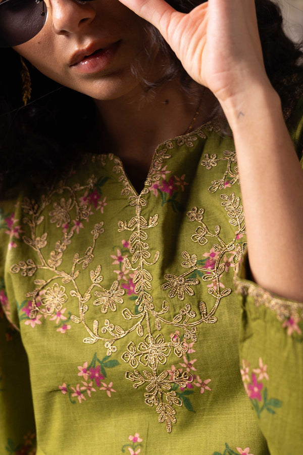 Gilded Polish Garden Set