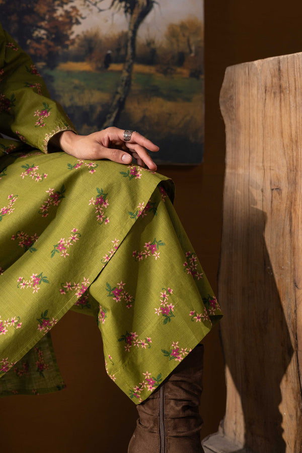 Gilded Polish Garden Set