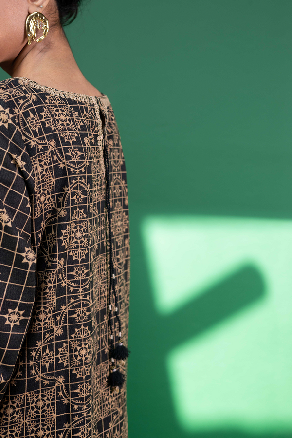 Zaviya Tassel Bloom Set