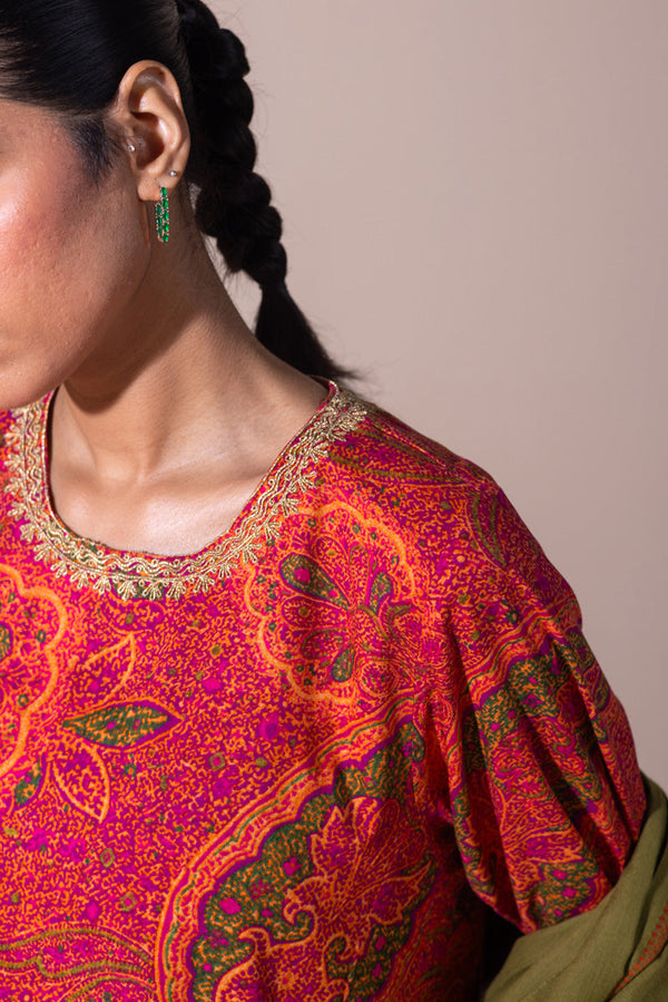 Gilded Jacquard Paisley Set