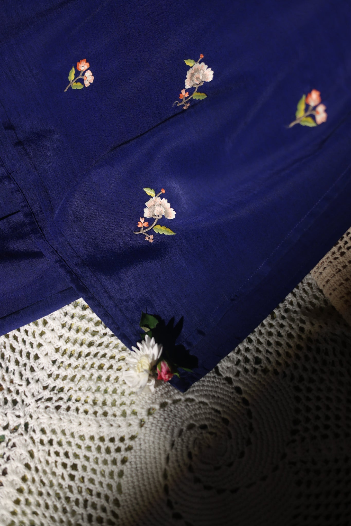 Embroidered Floral Splendor Set