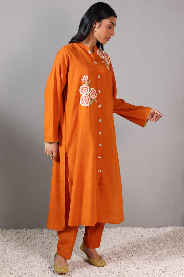 Floral Splendor Tasseled Set