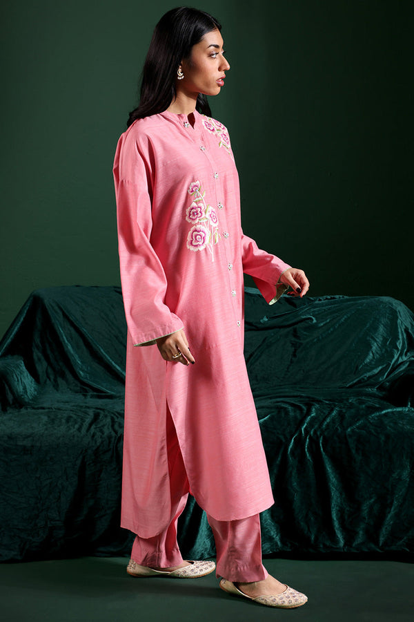 Floral Splendor Tasseled Set