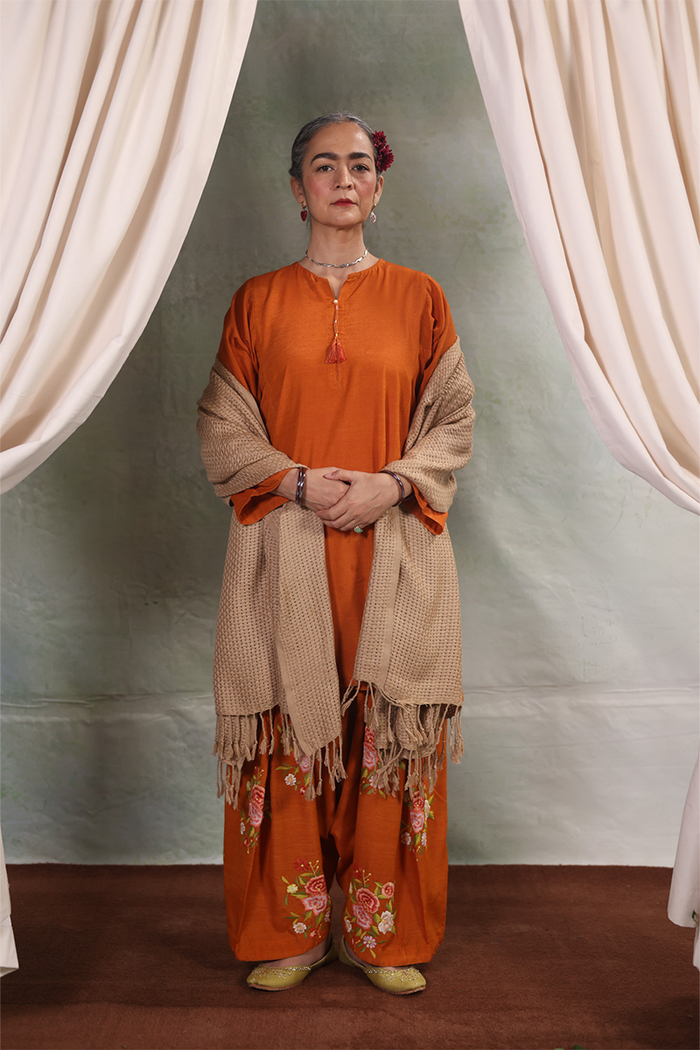 embroidered suit for women