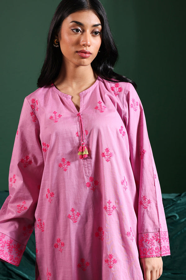 Revival Thread Tale Set