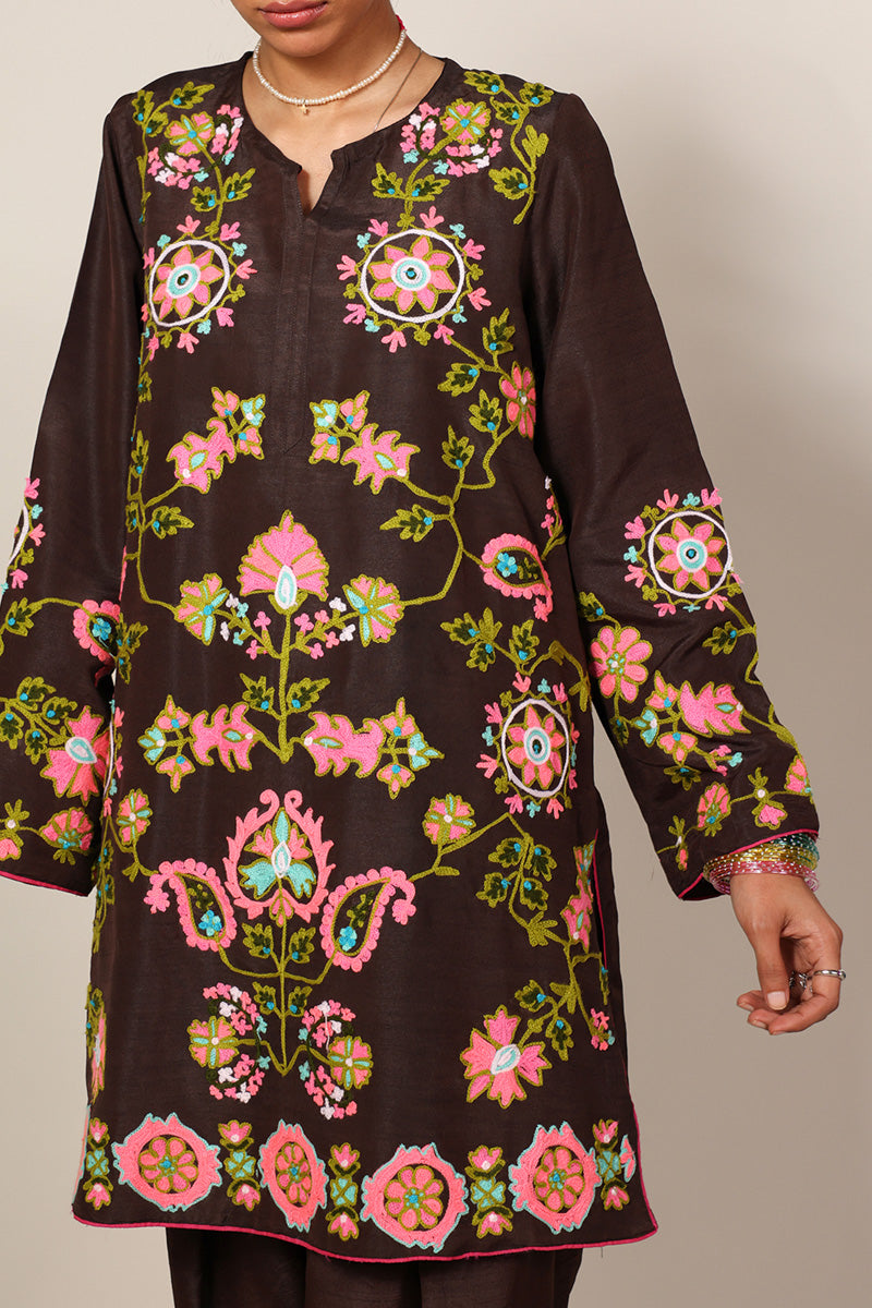 Embroidered Gulnar Set