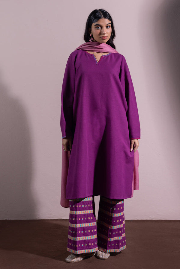 Damask Embroidered Set