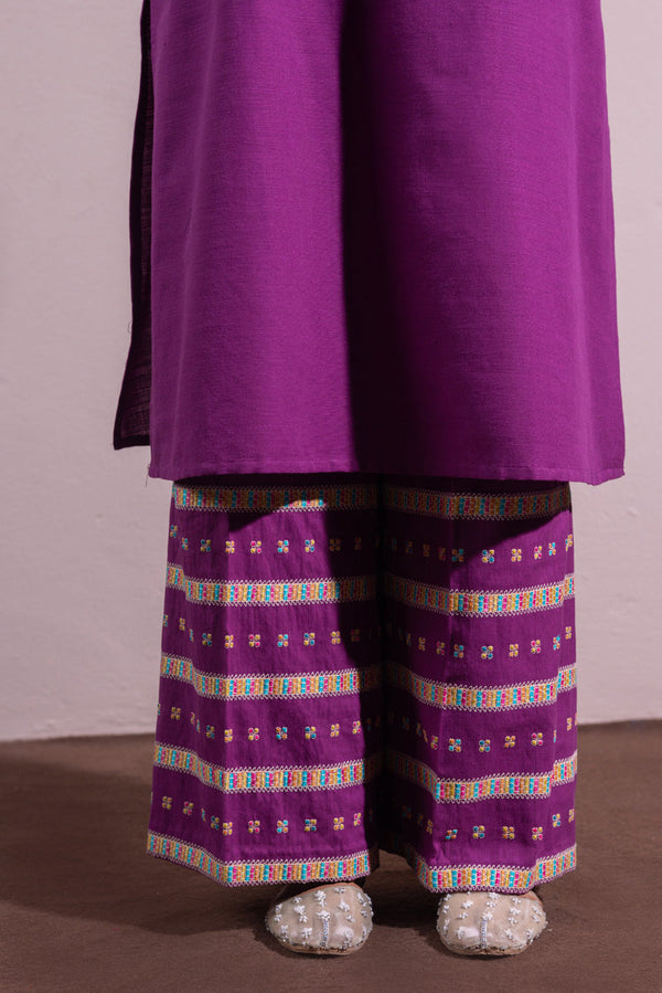 Damask Embroidered Set