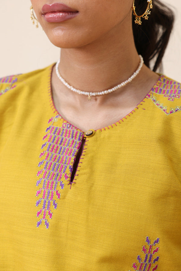 Damask Embroidered Set