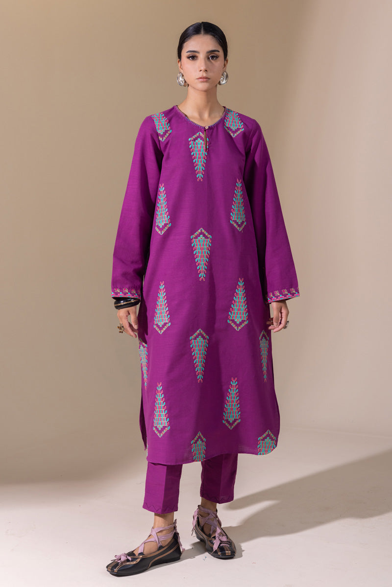 Damask Embroidered Set