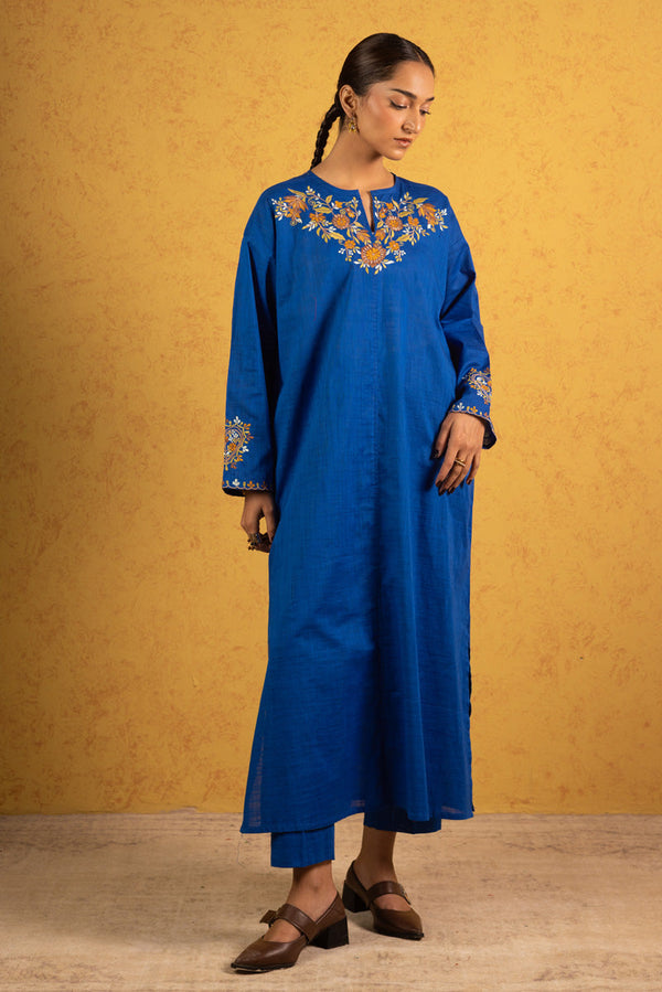 Wooden Charm Embroidered Set