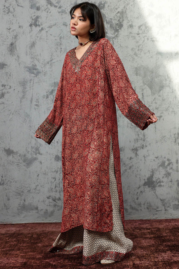 Ajrak Kahani Embroidered Set