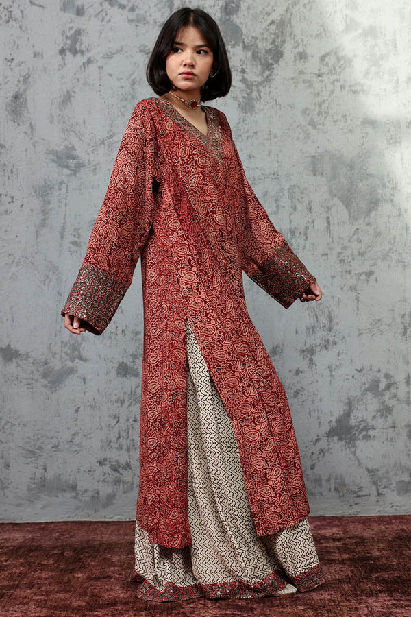 Ajrak Kahani Embroidered Set