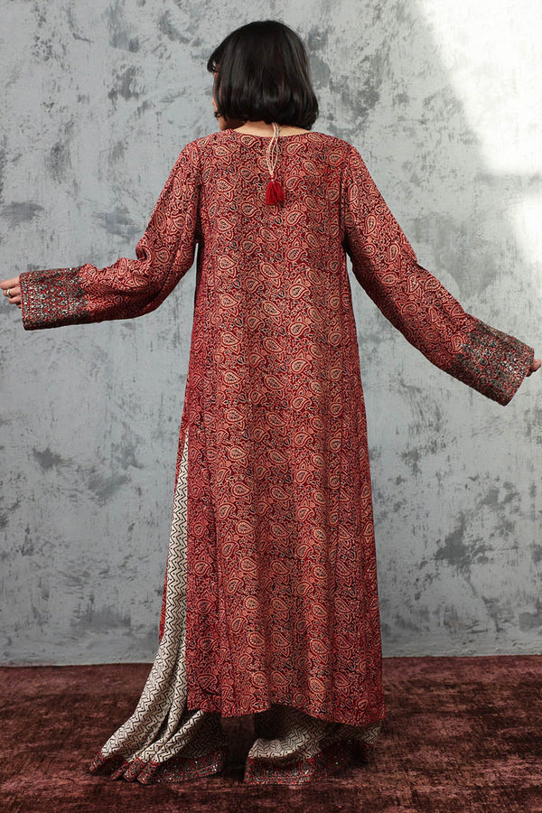 Ajrak Kahani Embroidered Set