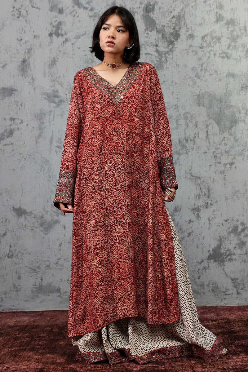 Ajrak Kahani Embroidered Set
