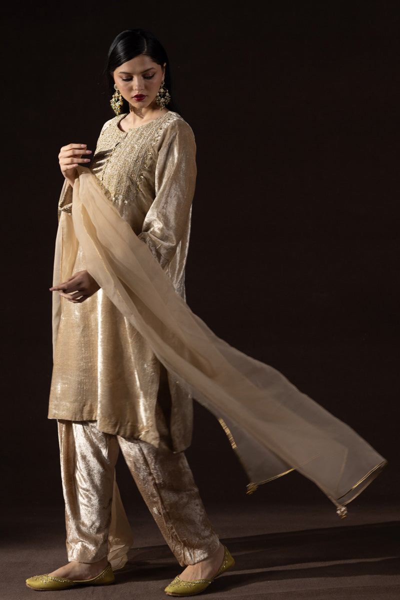 Resham-e-Khaas Velvet 3-Piece Set