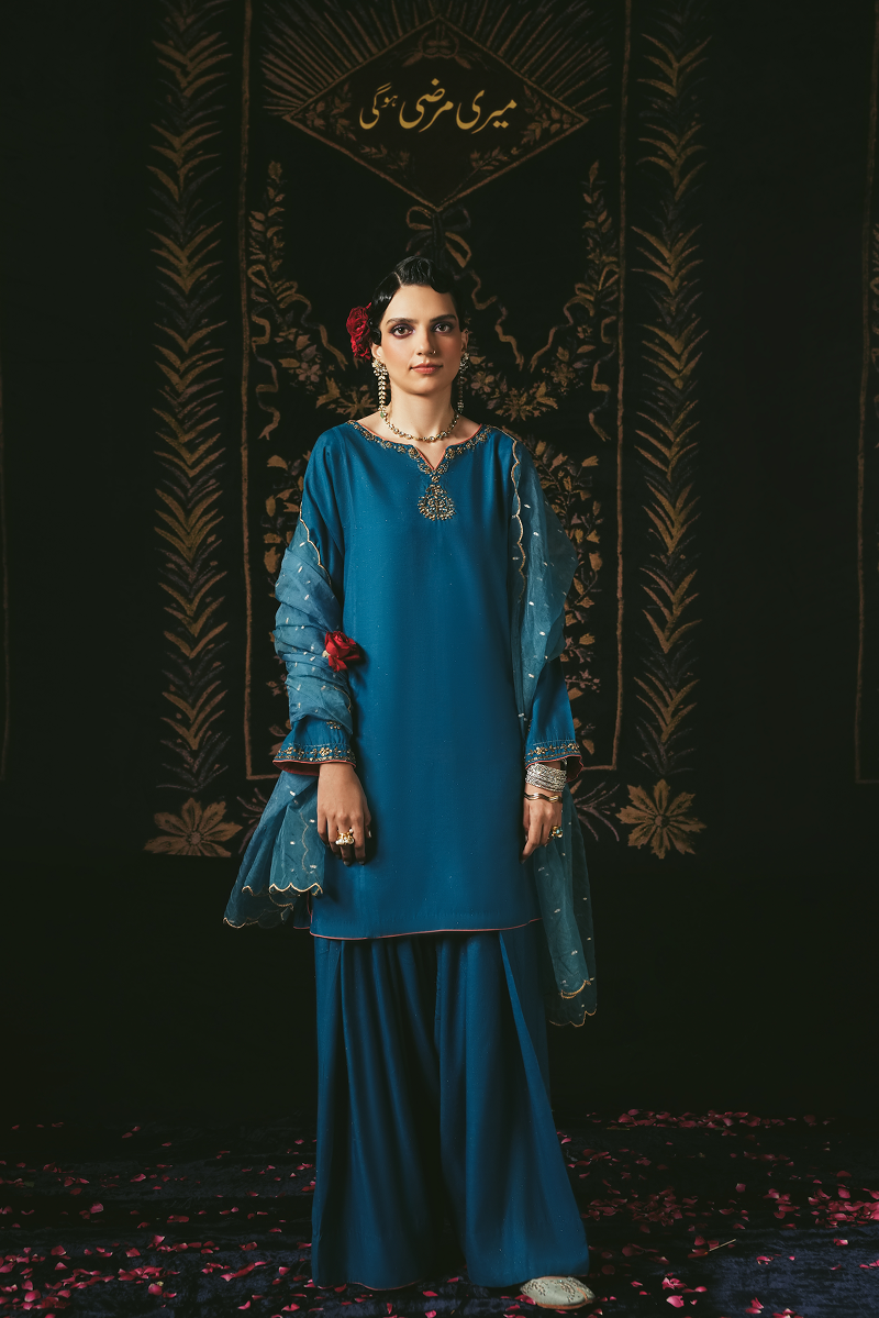Ethereal Noor 3-Piece Farshi Set
