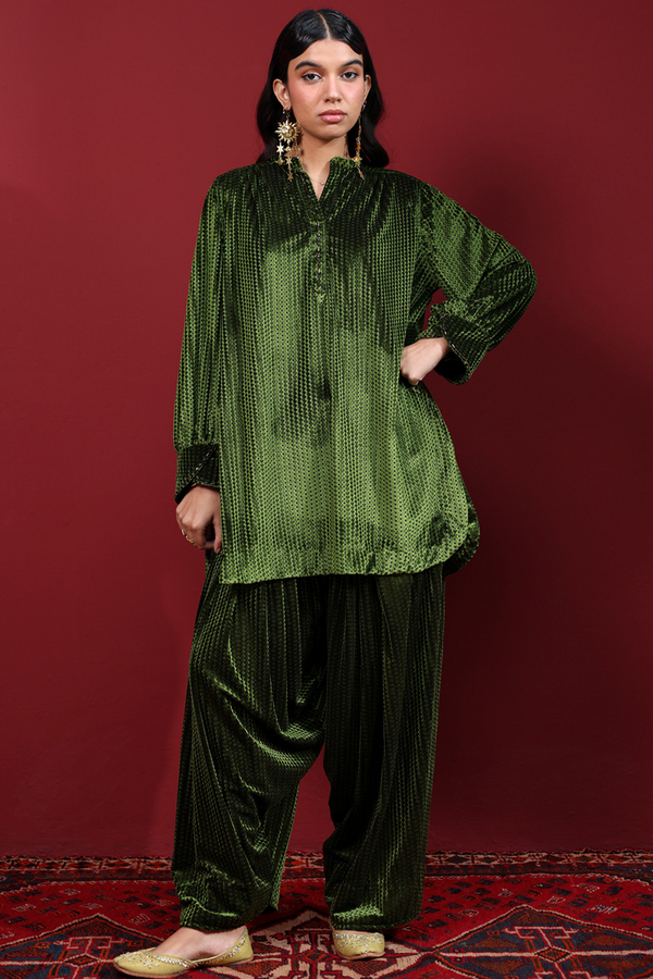 Shandaar Velvet Co-Ord Set