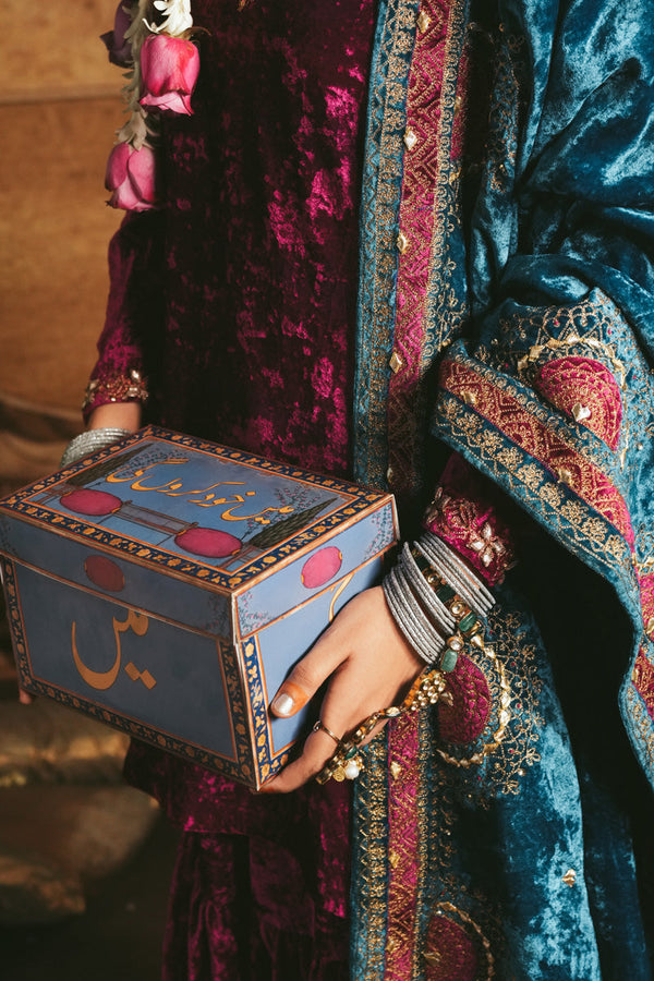 Feroza Festive Shawl