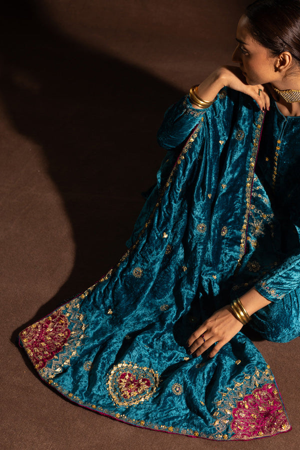 Regal Velvet Drape Shawl