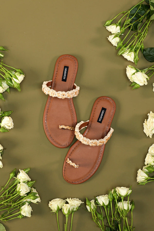 Desert Knot Slides