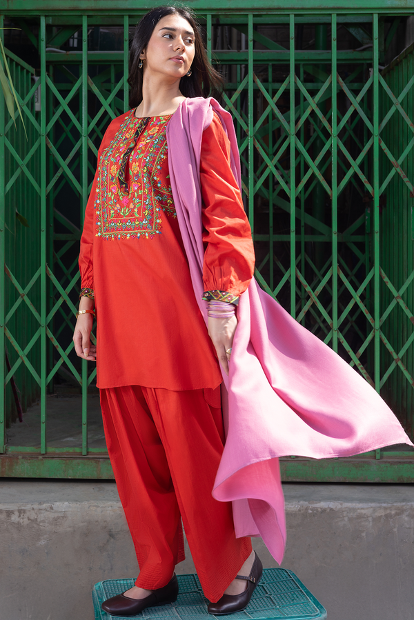 Hand-Crafted Melange Set